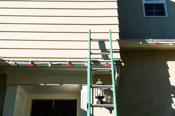 Siding Removal and Disposal in Madera, CA